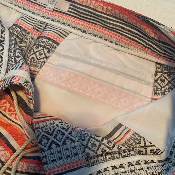 LOFT Geometric Print Shorts in Coral and Navy - Picture 7 of 15